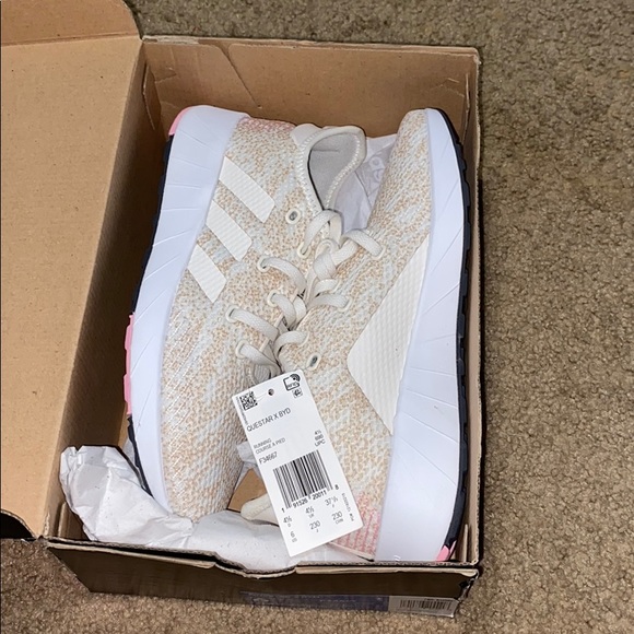 Adidas - Picture 2 of 3